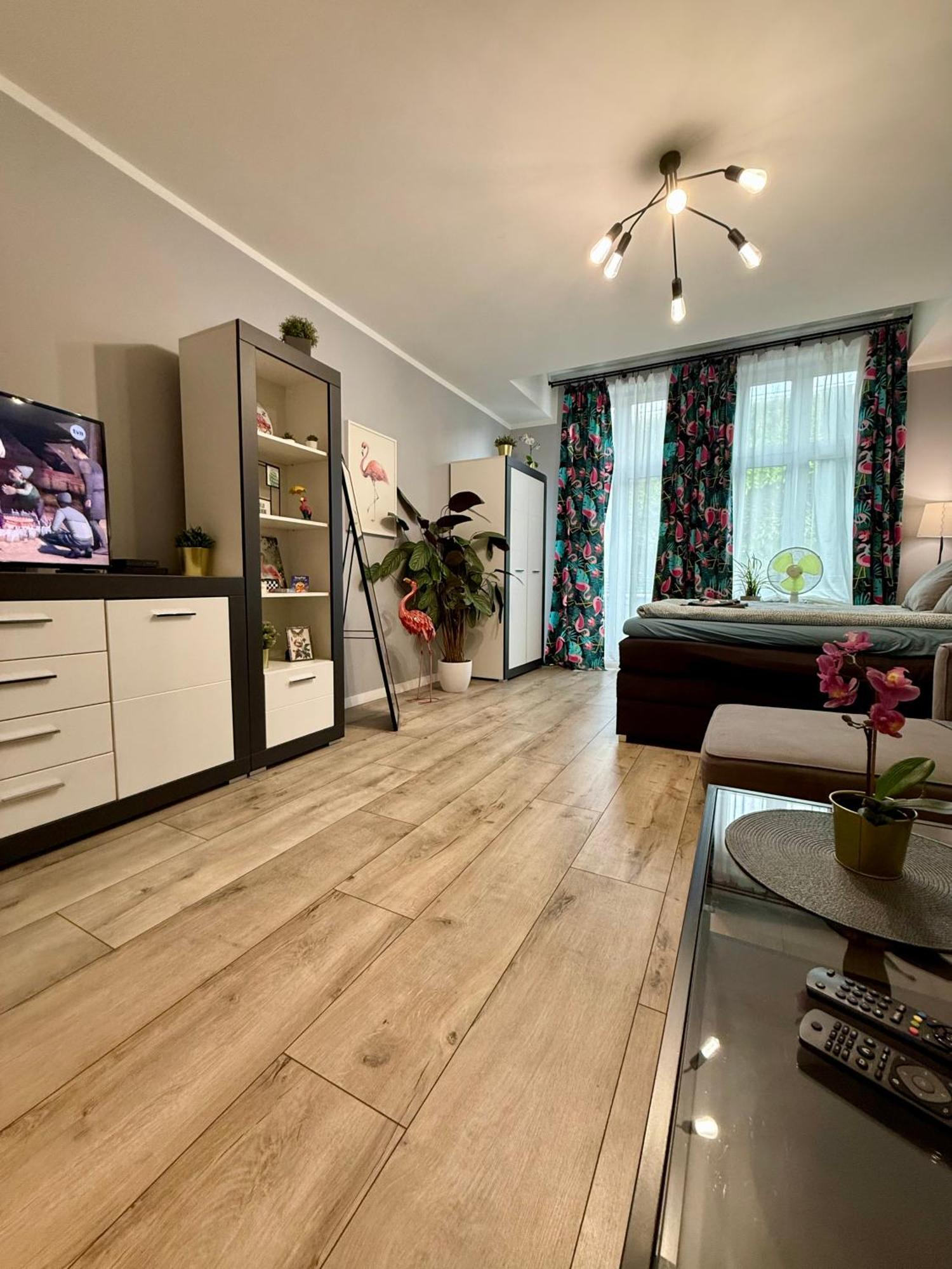 Apartament Flaming Z Balkonem - Scisle Centrum Naprzeciwko Pkp I Pks - Self Check In - Darmowy Parking - Pozne Wymeldowanie - Wystawiamy Fv ออปอเล ภายนอก รูปภาพ